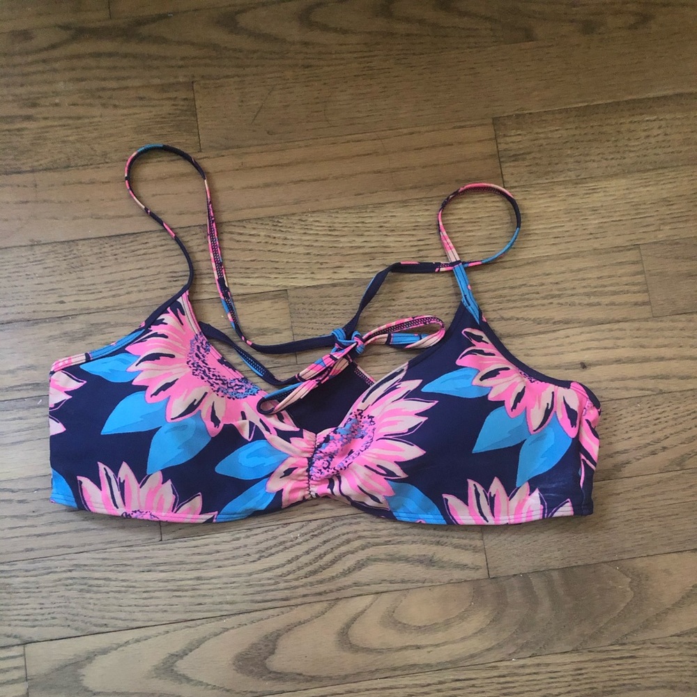 Aerie bathing suit top size XL